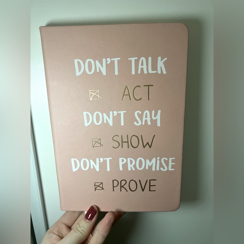 192 page pink cover journal with lined pages. -BRAND NEW NEVER Used